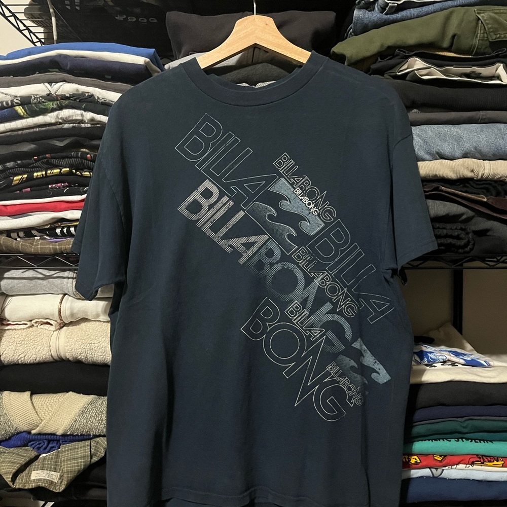 Billabong Men's Dark Blue Graphic Tee